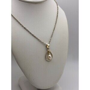 18 KGF White Pearl Teardrop Charm Pendant On Cable Chain Lobster Clasp Silver